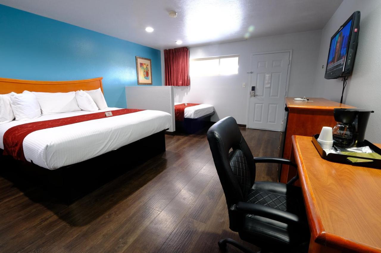 M Star Hotel Серси Экстерьер фото
